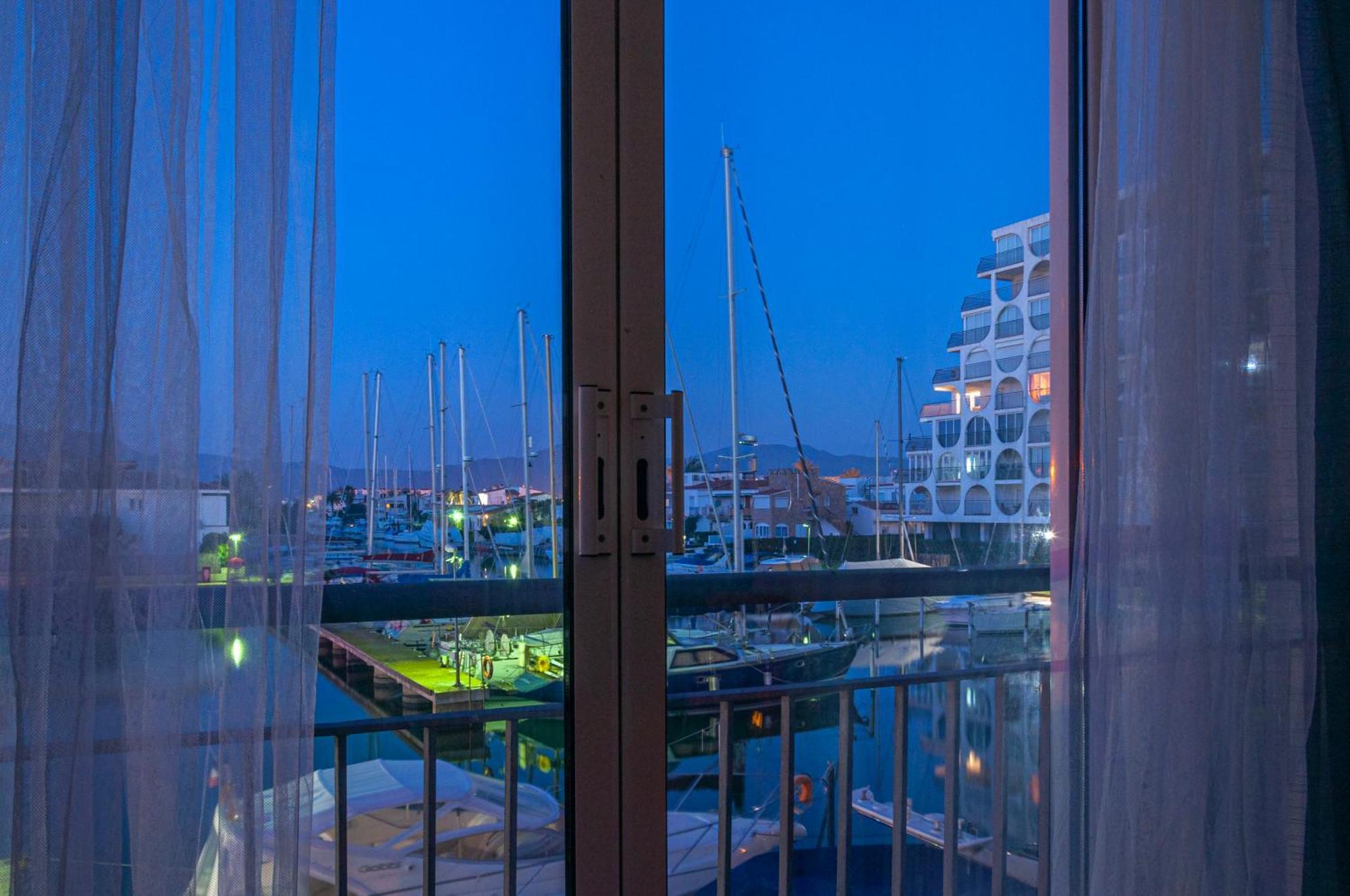 Estudio En 1ª Linea Con Vistas Al Puerto Deportivo By Insidehome Empuriabrava Eksteriør bilde