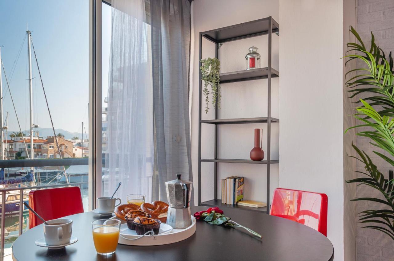 Estudio En 1ª Linea Con Vistas Al Puerto Deportivo By Insidehome Empuriabrava Eksteriør bilde